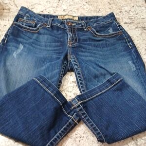 BKE Kate Distressed Women's Jean Capri..28